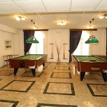 Mediterranee Hotell 3*